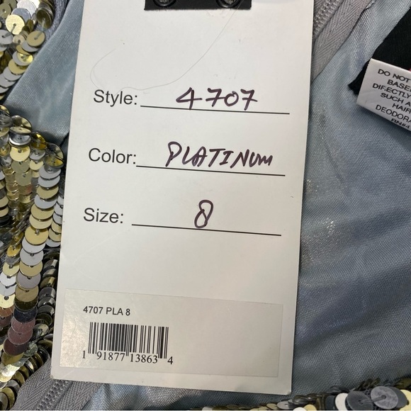 Mac Duggal Sequined Short Sleeve Evening Gown - Picture 16 of 16